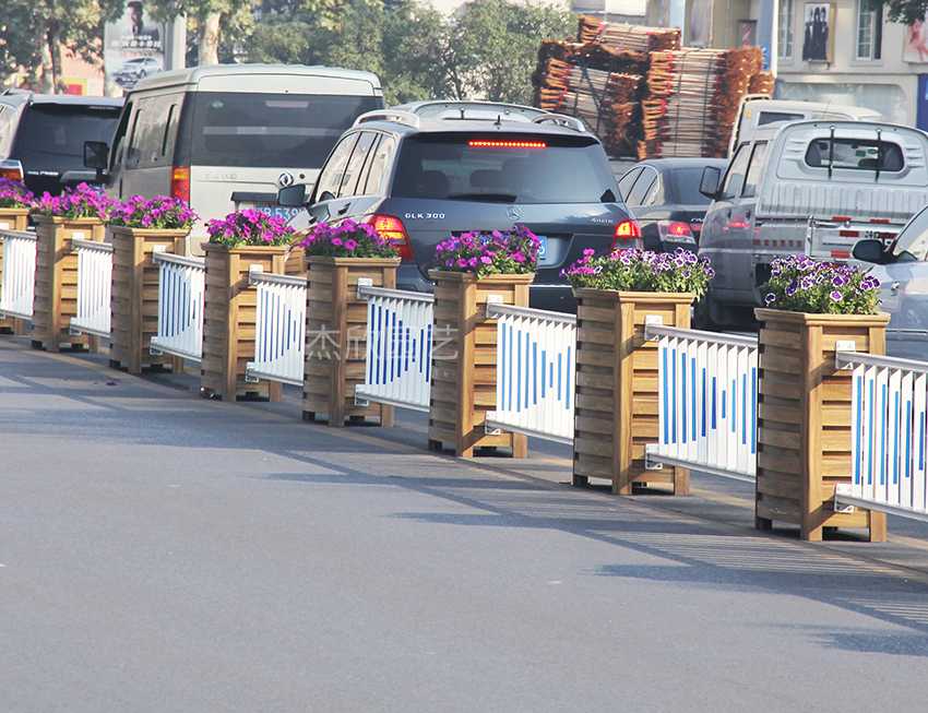 花箱護(hù)欄在城市道路中的使用情況如何？